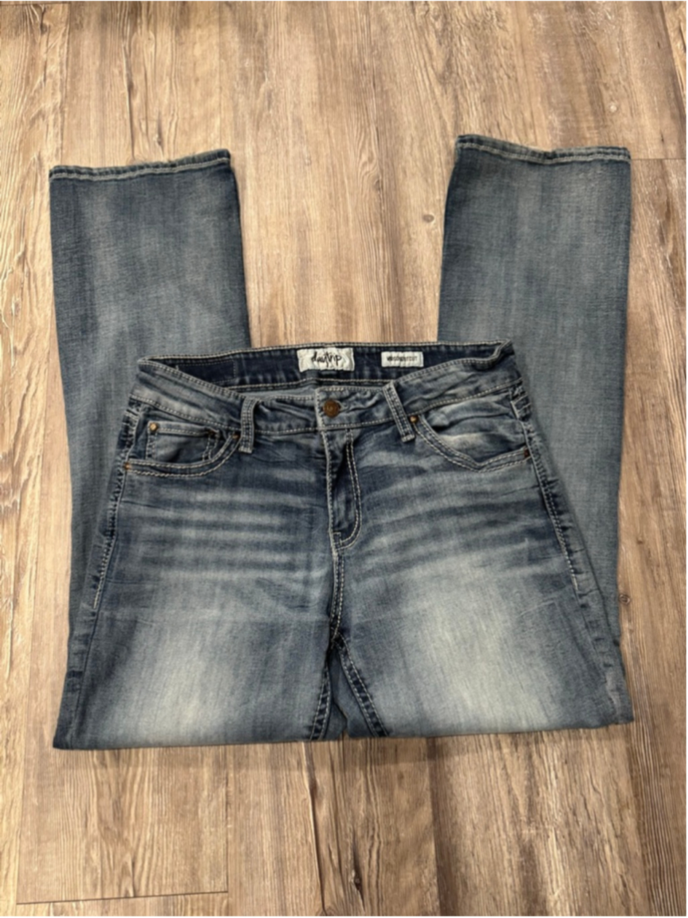 Women's Daytrip Blue Distressed Boot Cut Jeans Size 32
